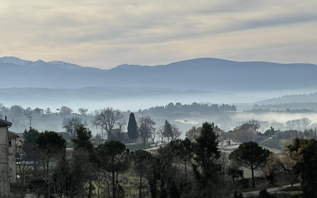 DA POLLENZA VERSO I MONTI